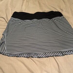 Lululemon Striped Black and Gray Women's Skirt